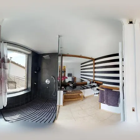 La Abadia-apartamentos * Graus