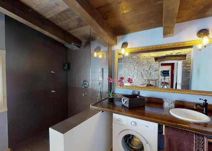 La Abadia-apartamentos Graus